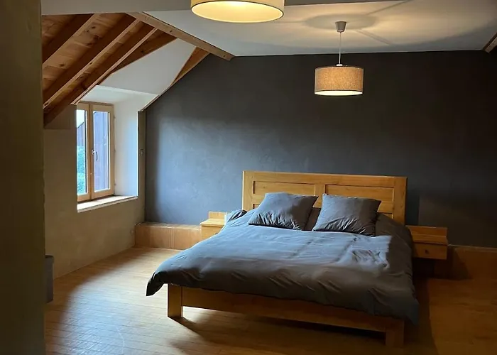 Superbe Grange Sur Colline