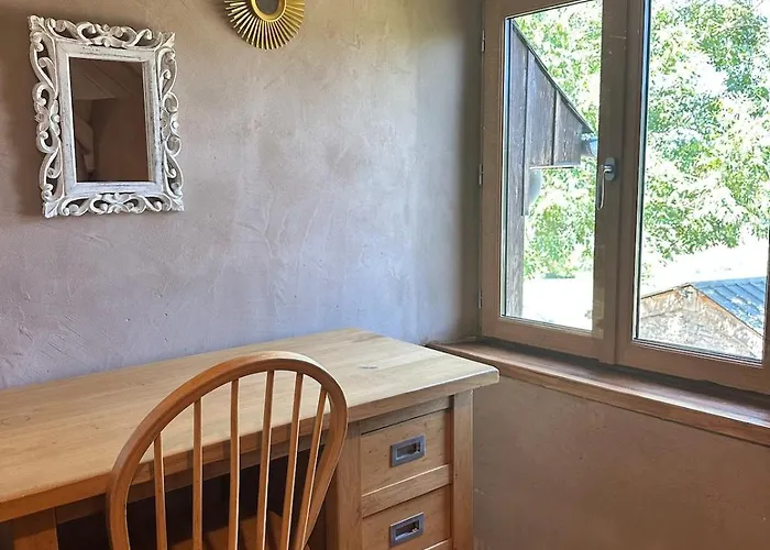 Hébergement de vacances Superbe Grange Sur Colline Asté