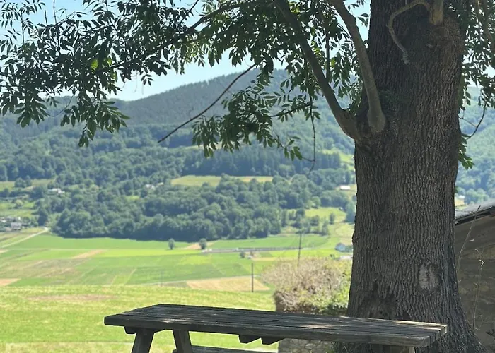 Hébergement de vacances Superbe Grange Sur Colline Asté