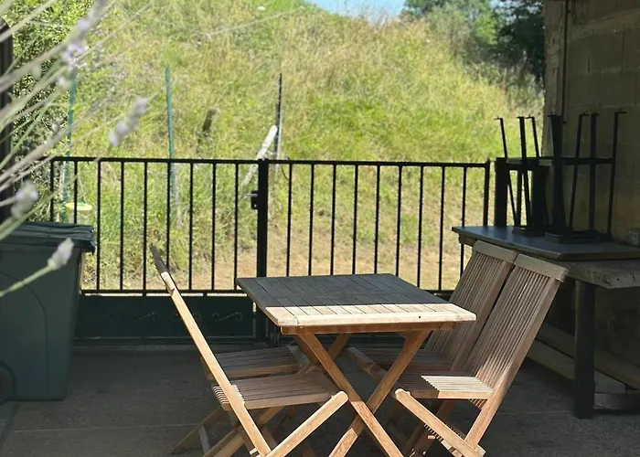 Hébergement de vacances Superbe Grange Sur Colline Asté